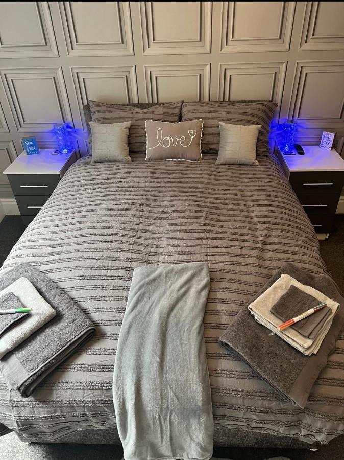 Sea View Lavish Apartment Sky Tv Whirlpool Bath Huge Balcony Newly Refurbished Bridlington Exterior foto